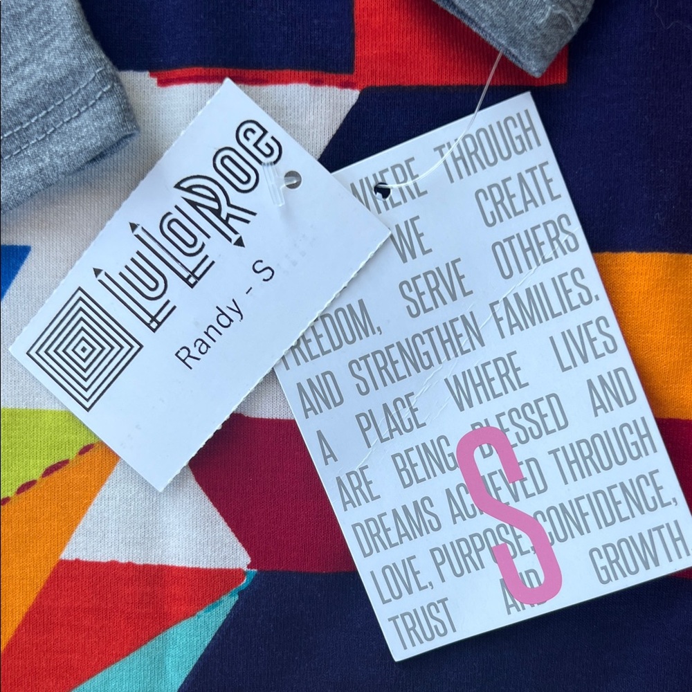 LuLaRoe Randy Tee - Picture 3 of 8